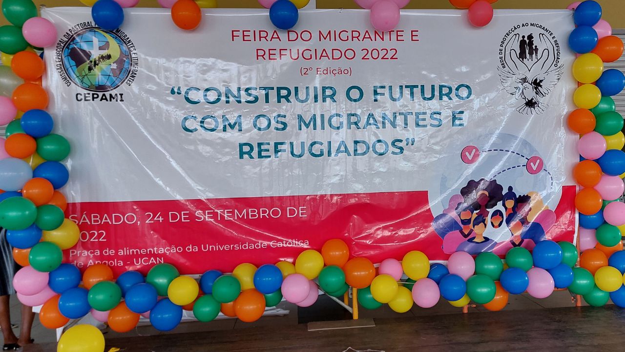 feira e missa do migrante em angola